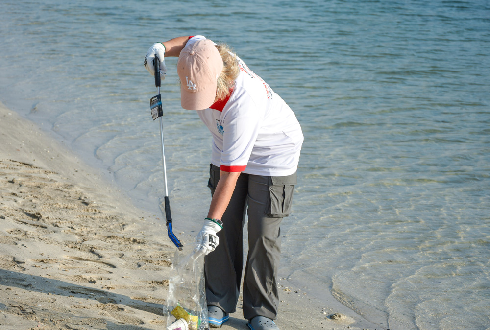 Beach_2.jpg