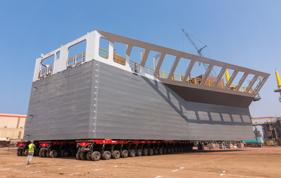 Lamprell Rigs Transport